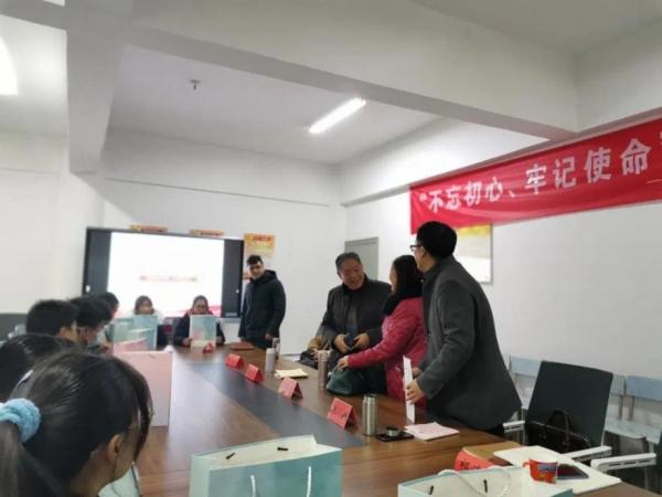 webwxgetmsgimg (2).jpg