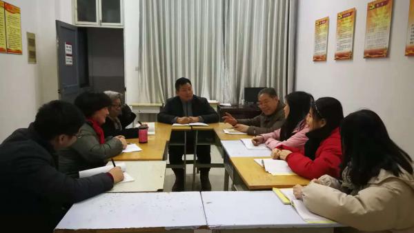 校关工委调研IMG_9703.JPG